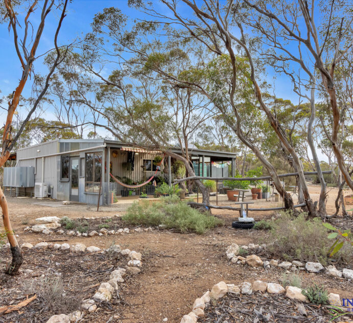 52 Tumbella Road, FISHER, SA 5354