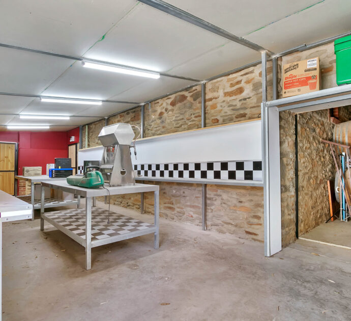 274 Laubes Road, SPRINGTON, SA 5235