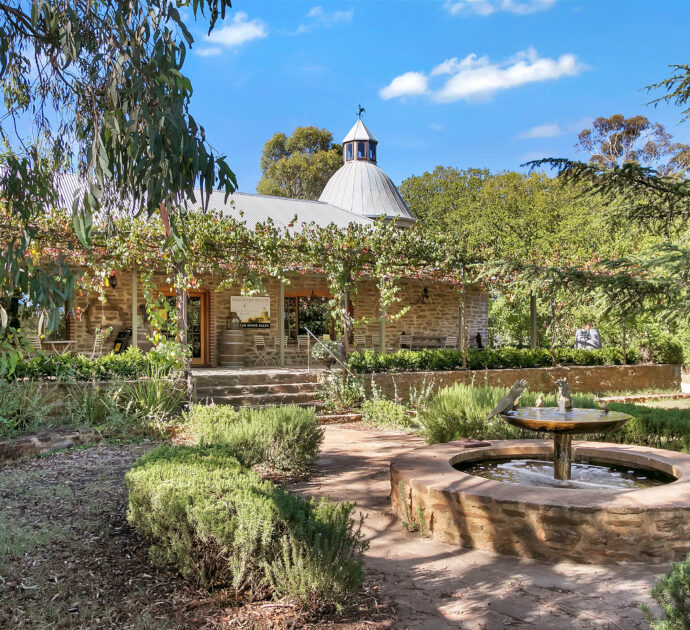 274 Laubes Road, SPRINGTON, SA 5235